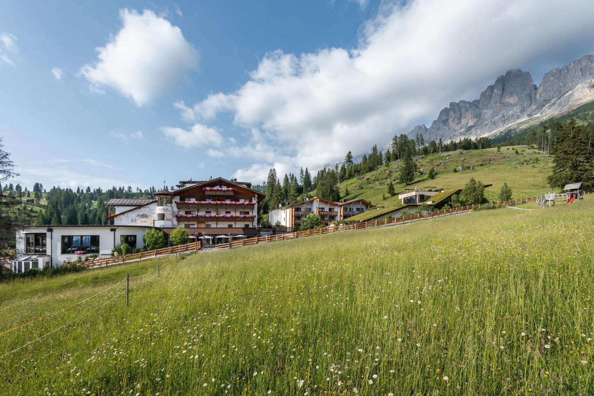 Moseralm Dolomiti Spa Resort Nova Levante Exteriér fotografie